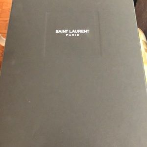 Yves Saint Laurent Handbag